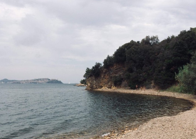 Ottonella, una delle spiagge libere dell'isola d'Elba