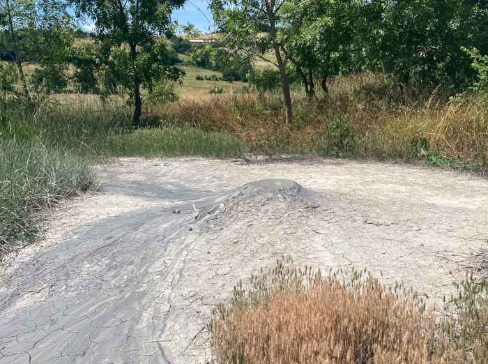 Vulcanetti di fango nel comune di Viano