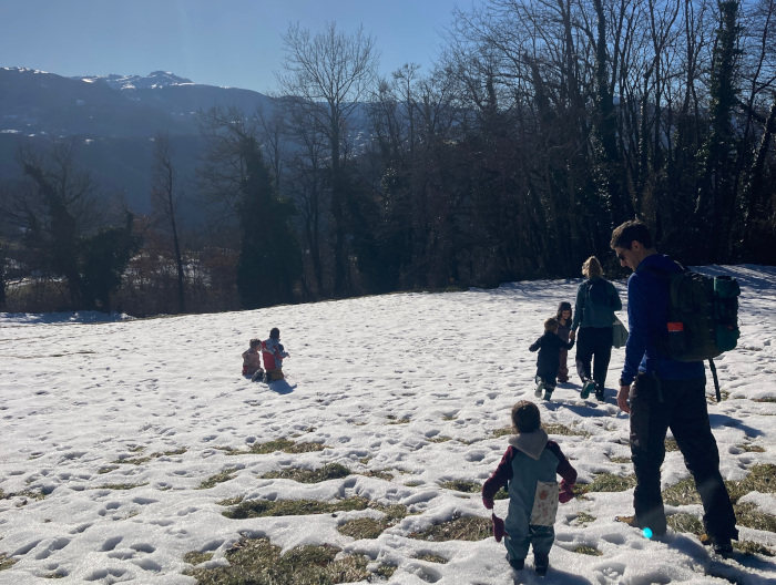 Escursioni private invernali per famiglie a Casina